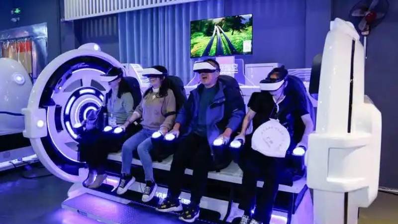 VR体感设备使用规范与安全须知：从佩戴到退出的完整指南